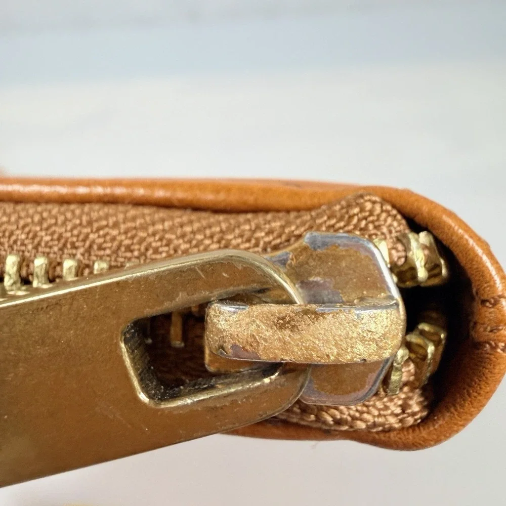 Margot New York Wallet Wrist Clutch Red Brown Leather Zipper